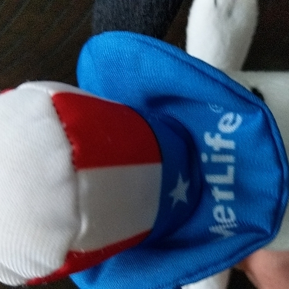 🛍️MetLife Snoopy Plush - Picture 4 of 9